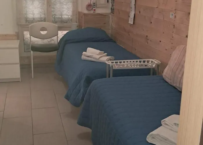 Dimoramadonnella باري